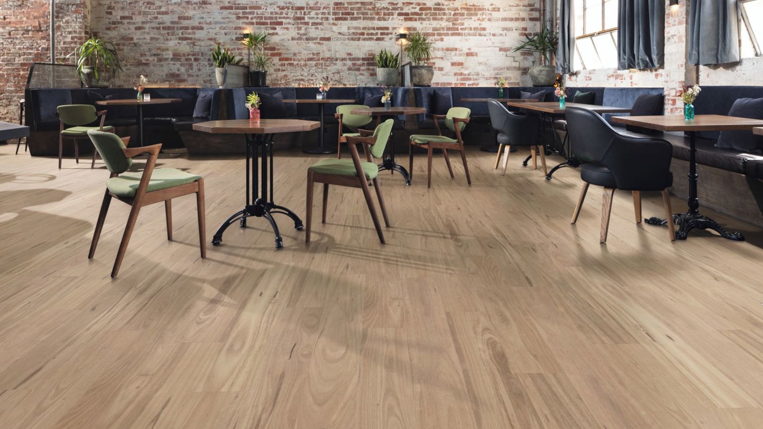 New Rigid core flooring for restaurants