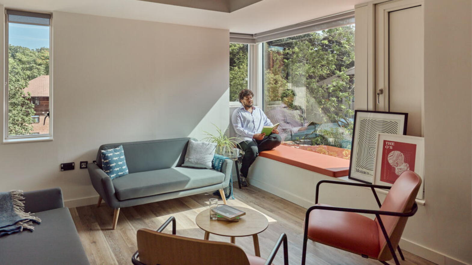 Oxford Brookes University student accommodation Karndean Commercial Knight Tile rigid core wooden flooring in a living room