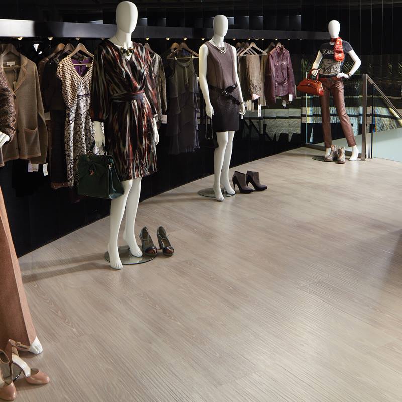 ラーホルアクティwinner 9 Series Luxury Vinyl Flooring in Steel Oak | TRUCOR