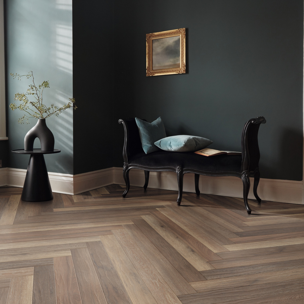 Living room with Art Select gluedown RL40