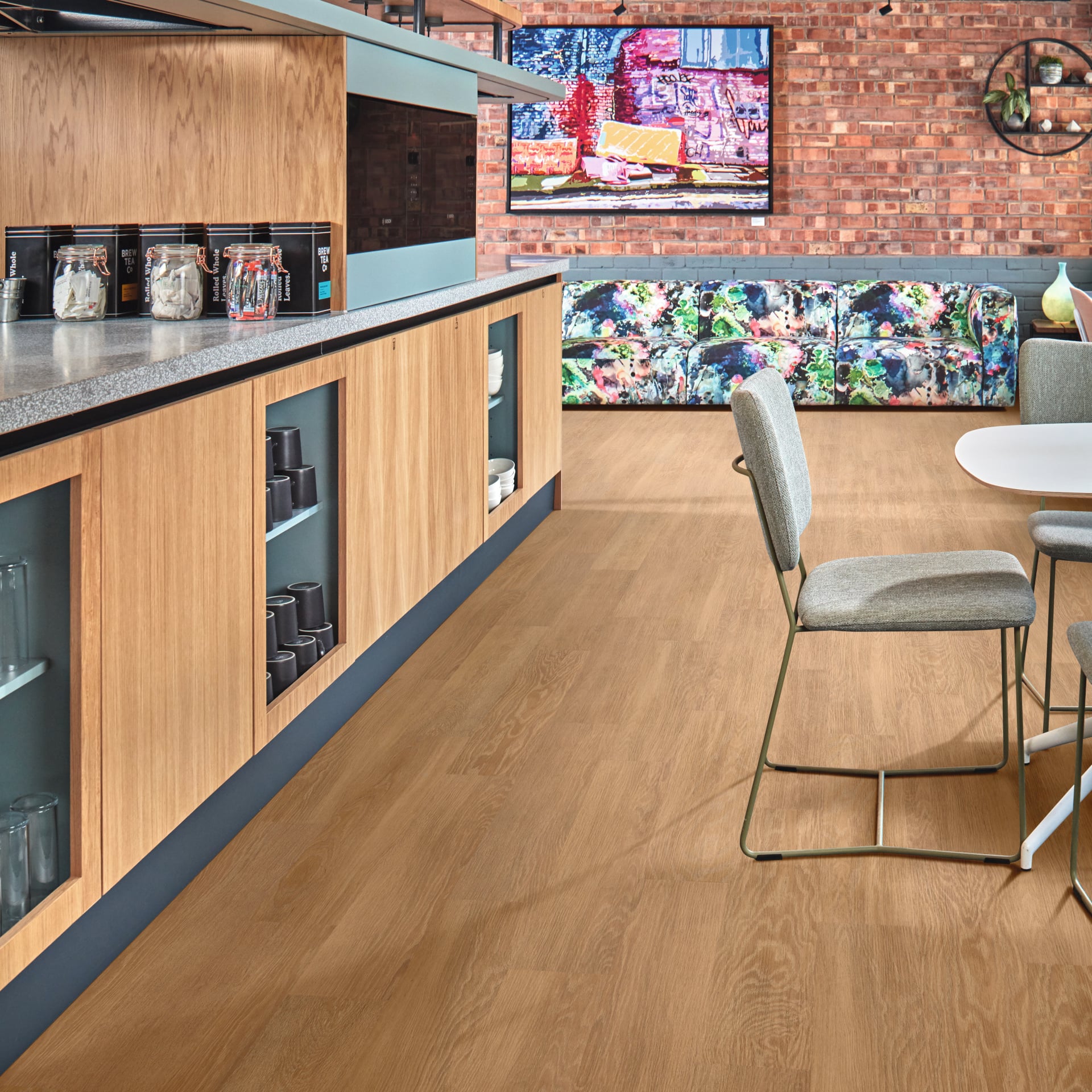 Knight Tile | Honey Limed Oak KP155