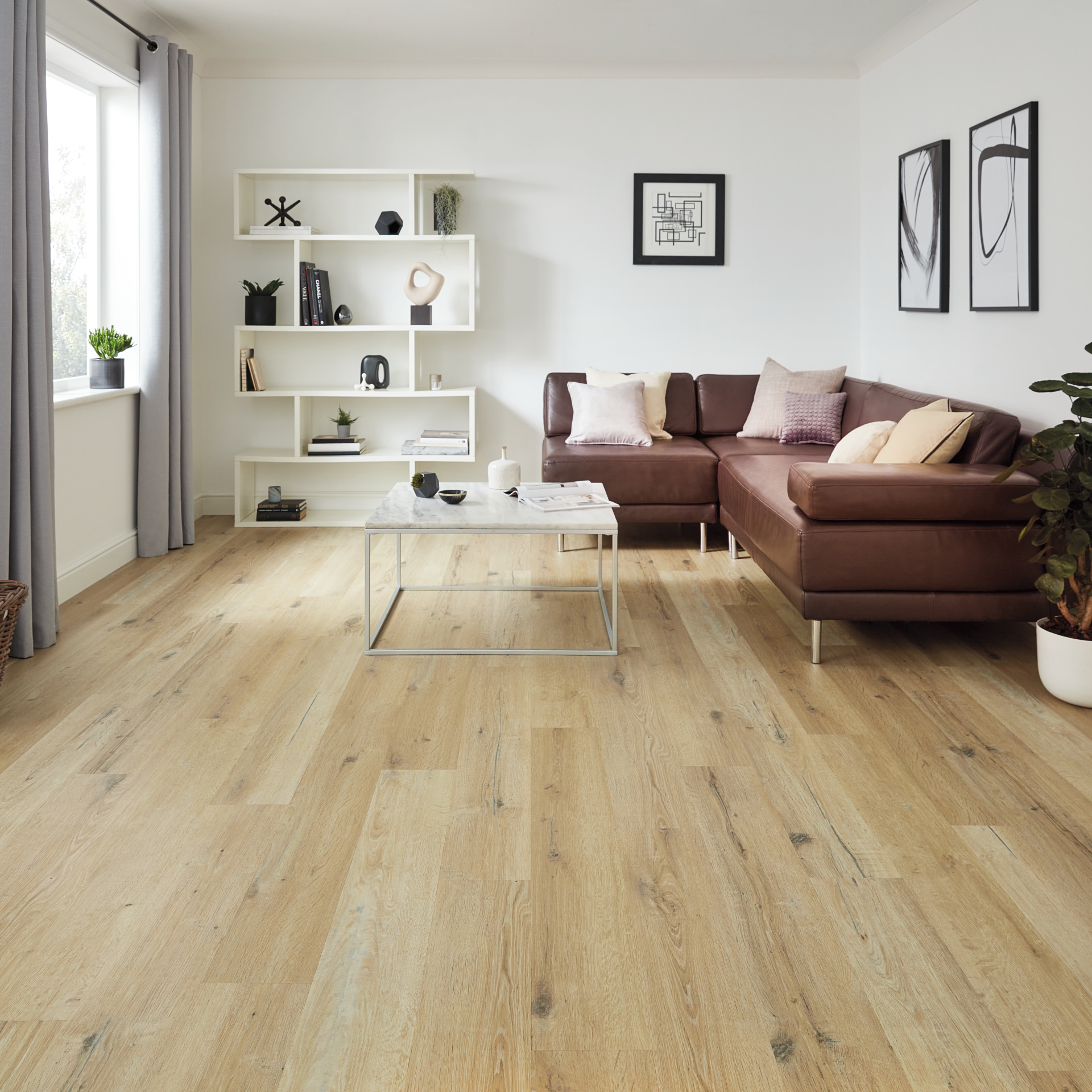 Knight Tile | Blond Character Oak KP143-7