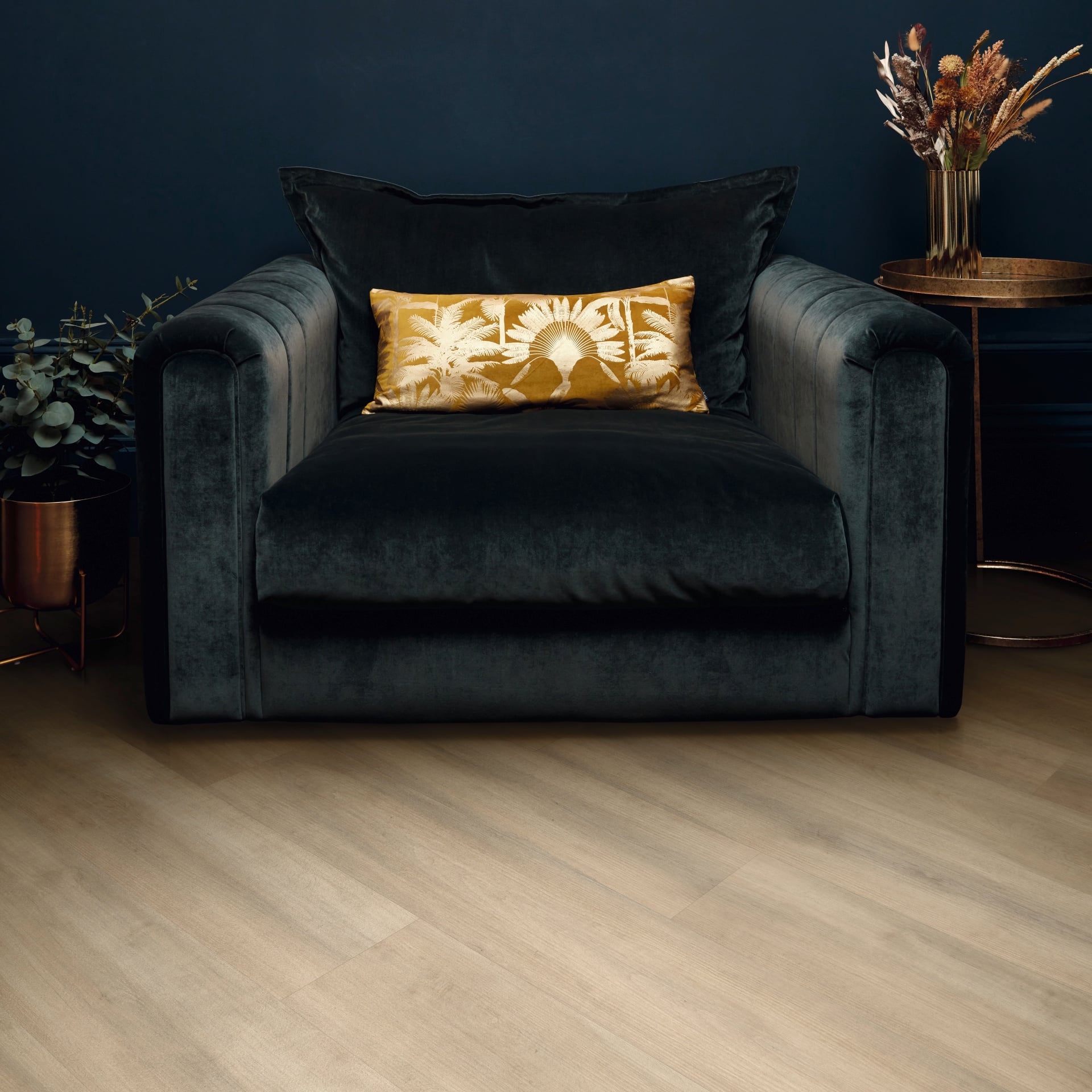 Kartoonコリンシアン　ワールド　ボバン　エウゼビオ　ネドベド　ハジ Van Gogh Rigid Core | LVP Flooring | Karndean Commercial
